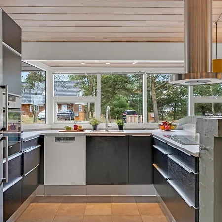 Σπίτι διακοπών Birgita - 700m From The Sea By Interhome *
